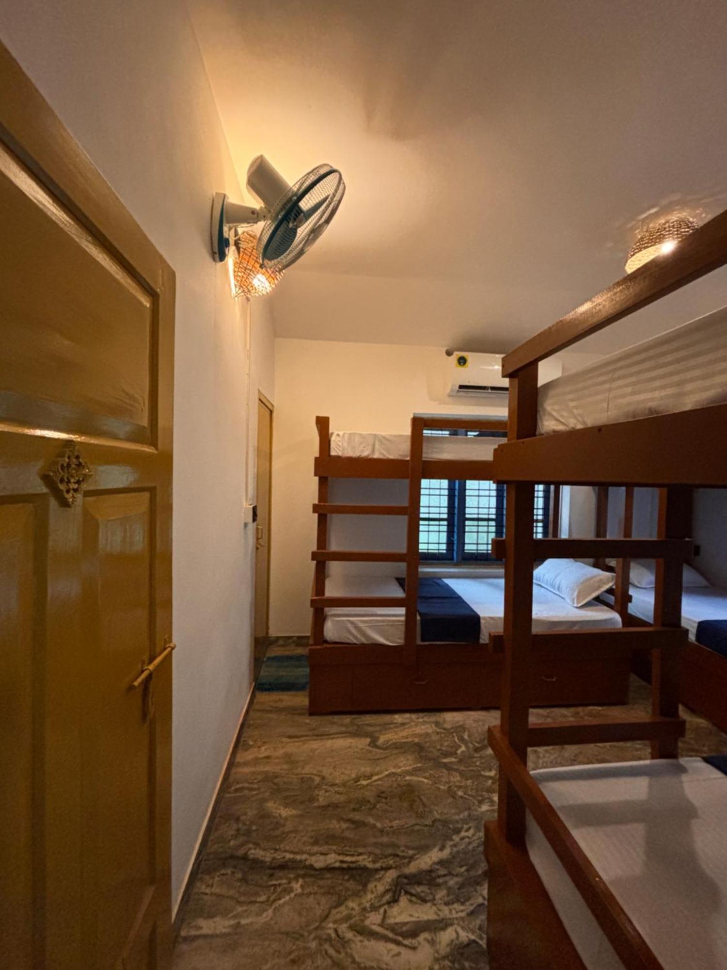 Barefoot Hostels, Varkala Εξωτερικό φωτογραφία